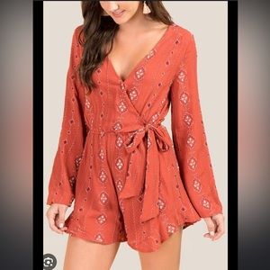 Nikola Faux Wrap Romper - Cinnamon, M